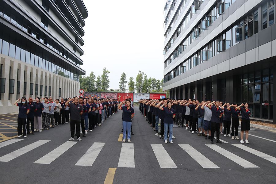 Yritysuutiset|New Debao piti vuoden 2021 vuotuisen edistyneen henkilökohtaise...